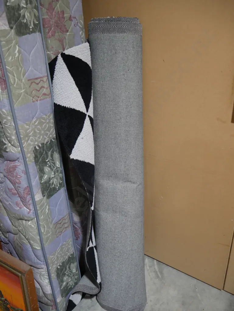 Floor rug Image 1++