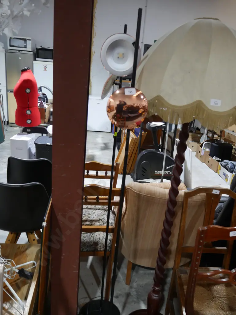 Pair of floor lamps Image 1++