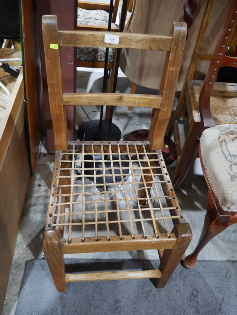 Wooden chair Image 1++