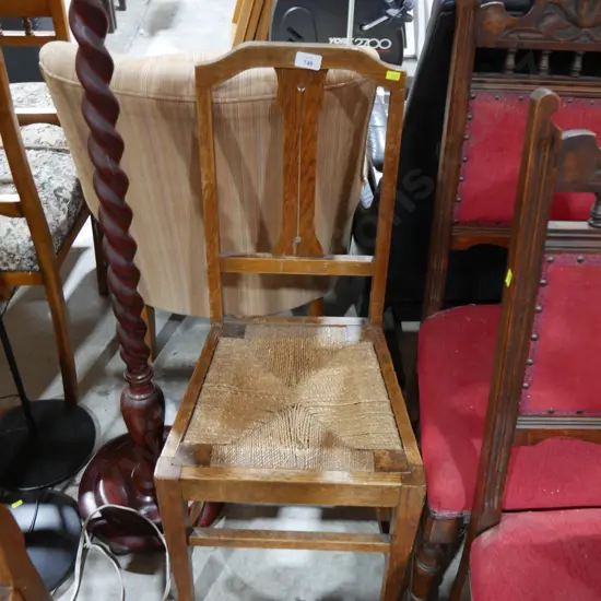 Seagrass seat chair