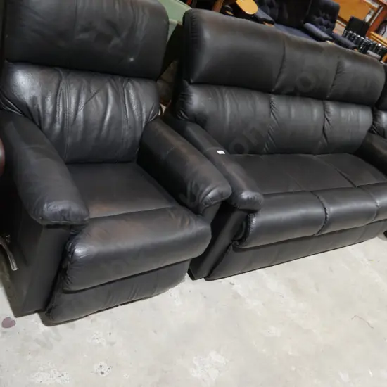 Three piece black la z boy lounge suite