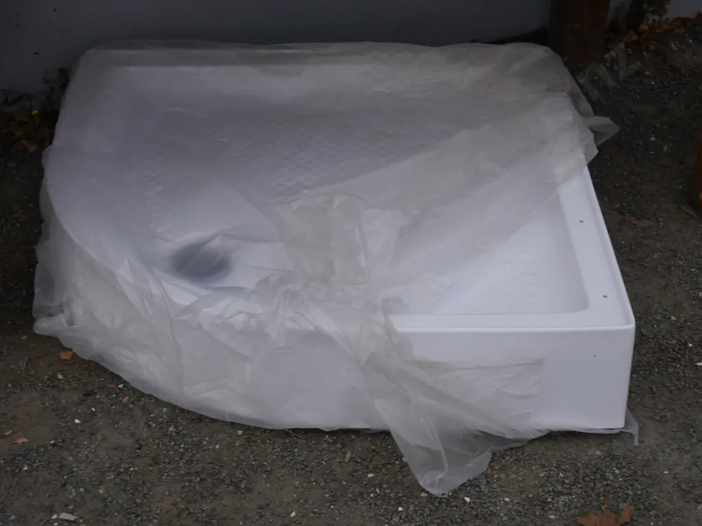 As new shower tray Image 1++