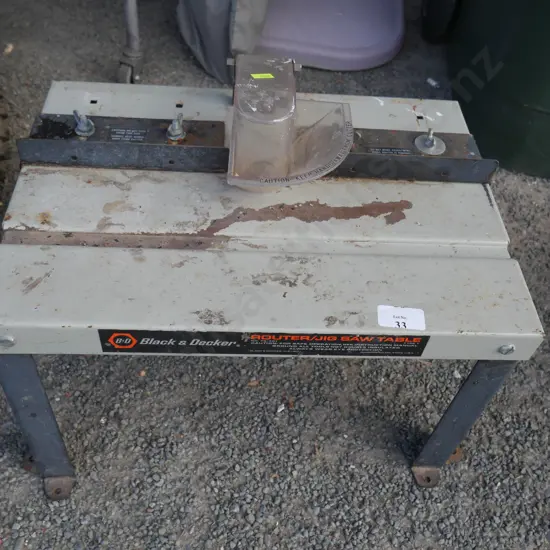 Black and Decker router/jigsaw table