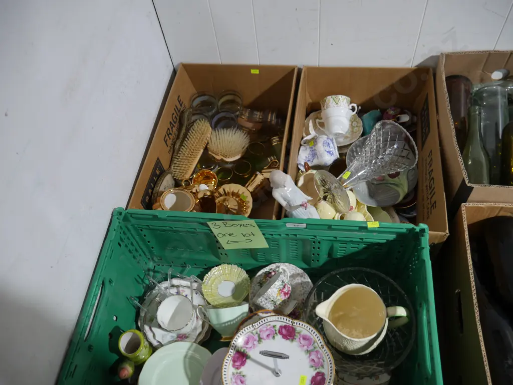 3 boxes of china, glassware etc Image 1++