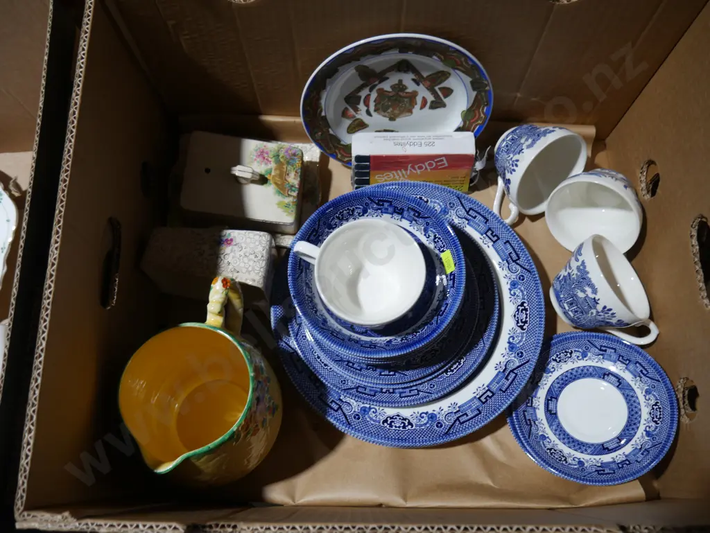 Blue and white china etc Image 1++