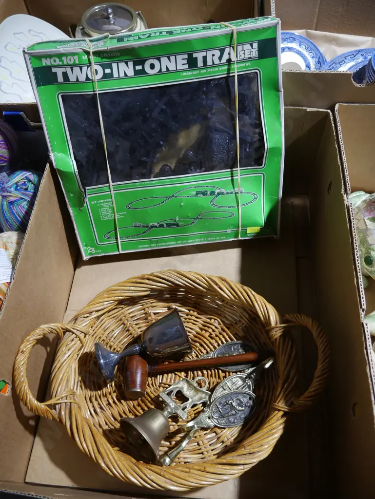 Train set, brass wall hooks etc Image 1++