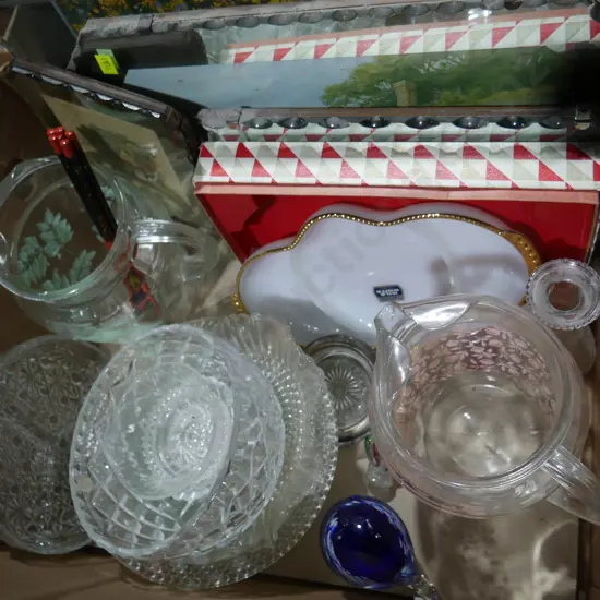 Picture mirrors, glassware etc