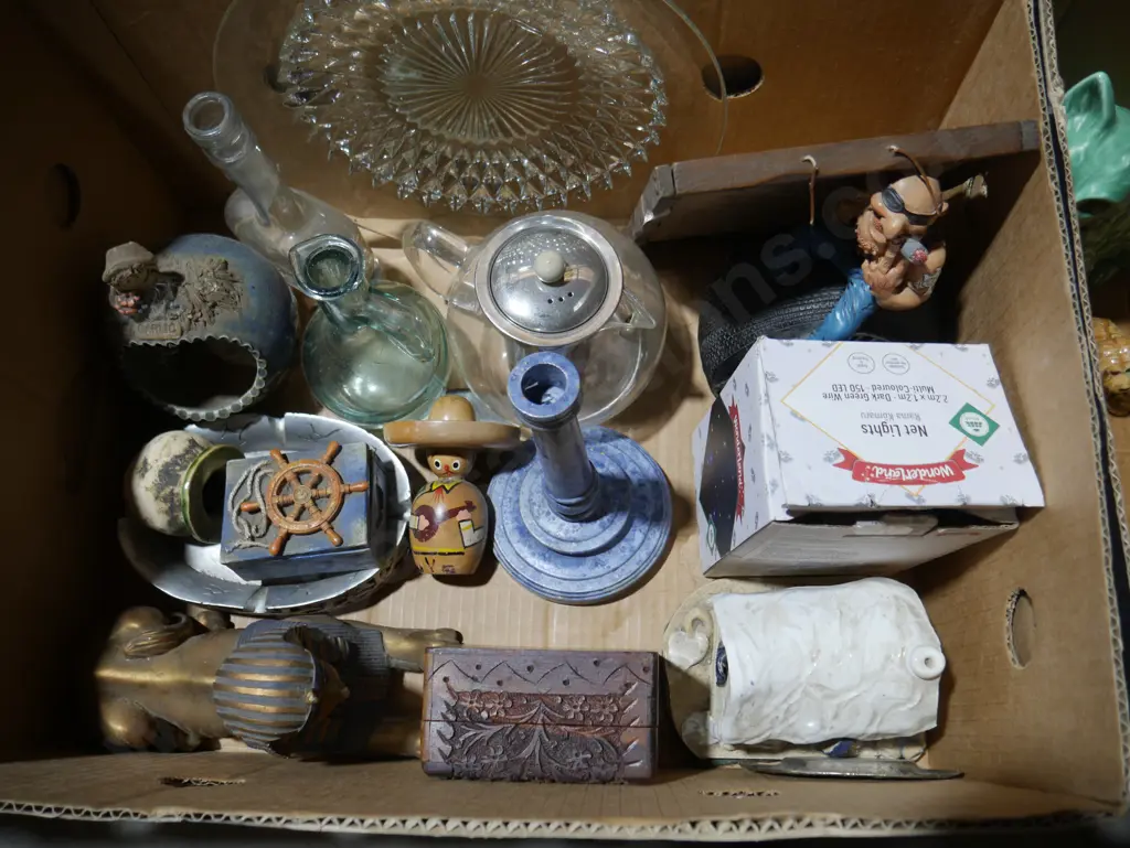 Glass bottles, ornaments etc Image 1++