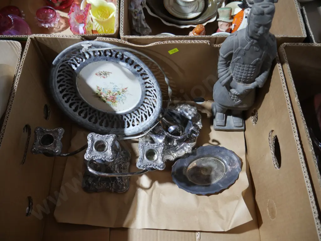 Epware, Oriental figurine Image 1++