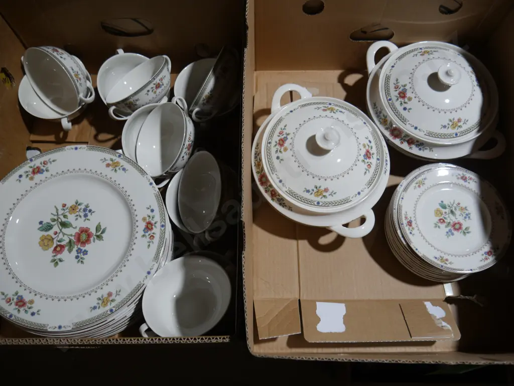 Three boxes of Royal Doulton Kingswood pattern tableware Image 1++
