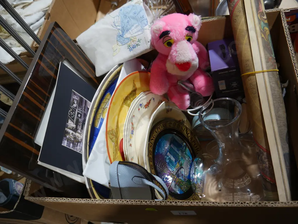 Assorted plates, sundries Image 1++