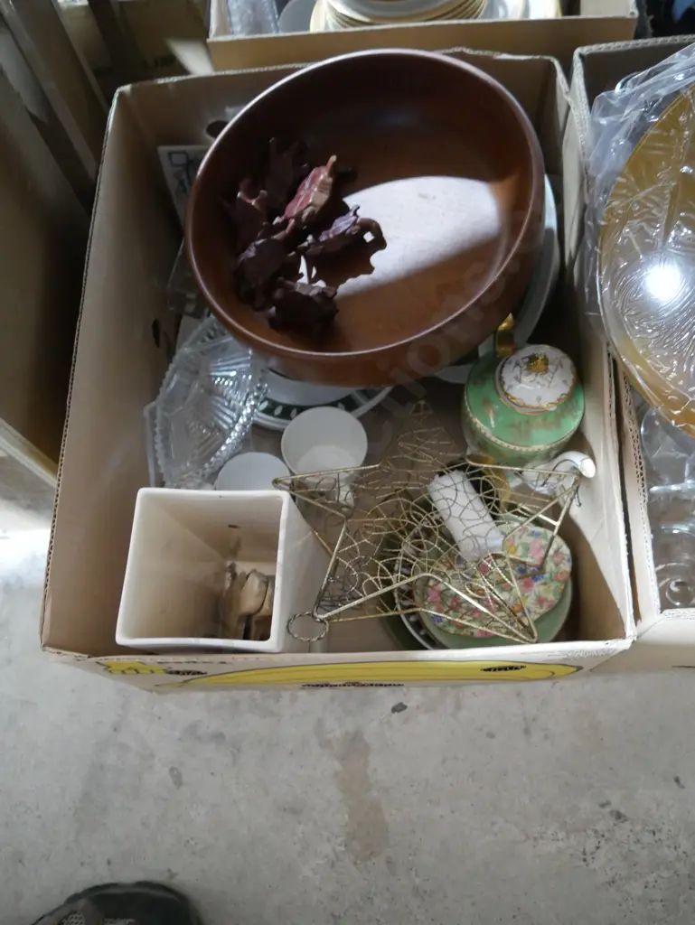Four boxes of kitchenware, glassware etc Image 1++