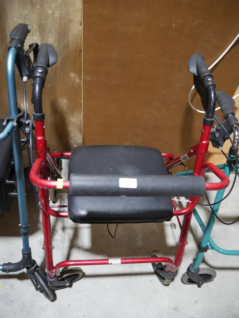 Invalid walker Image 1++