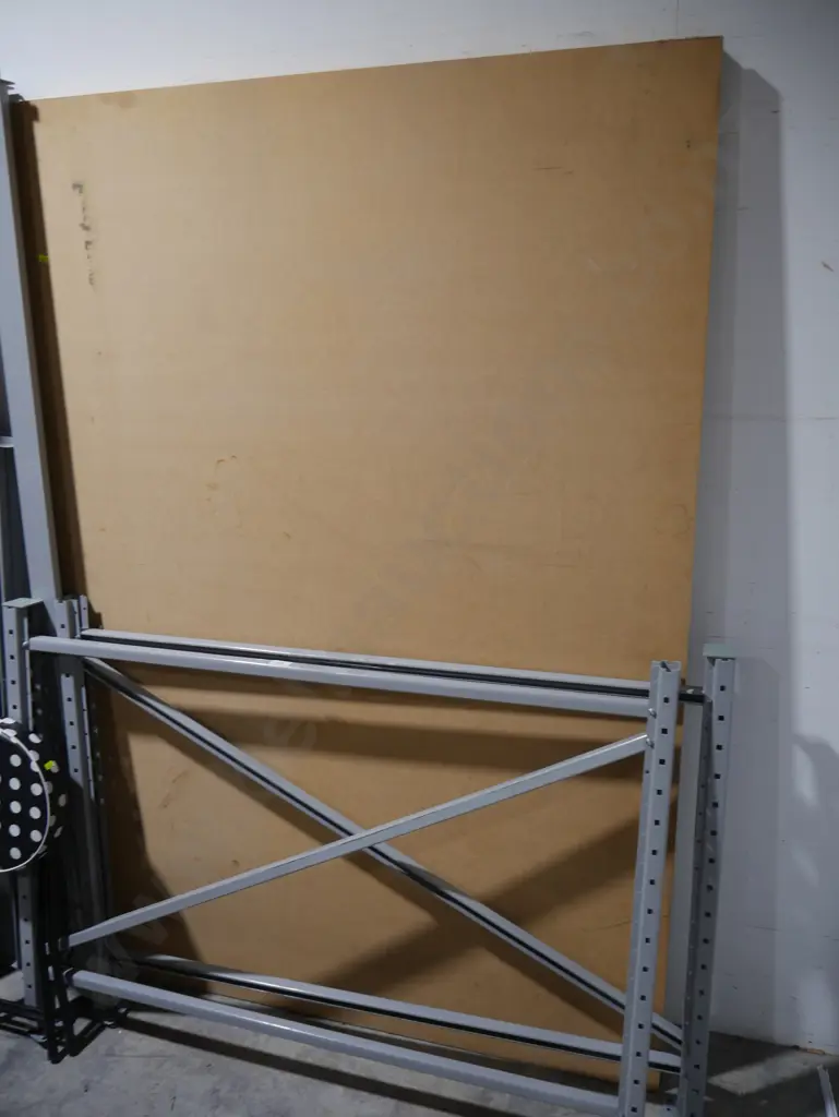 Cutting bench Image 1++