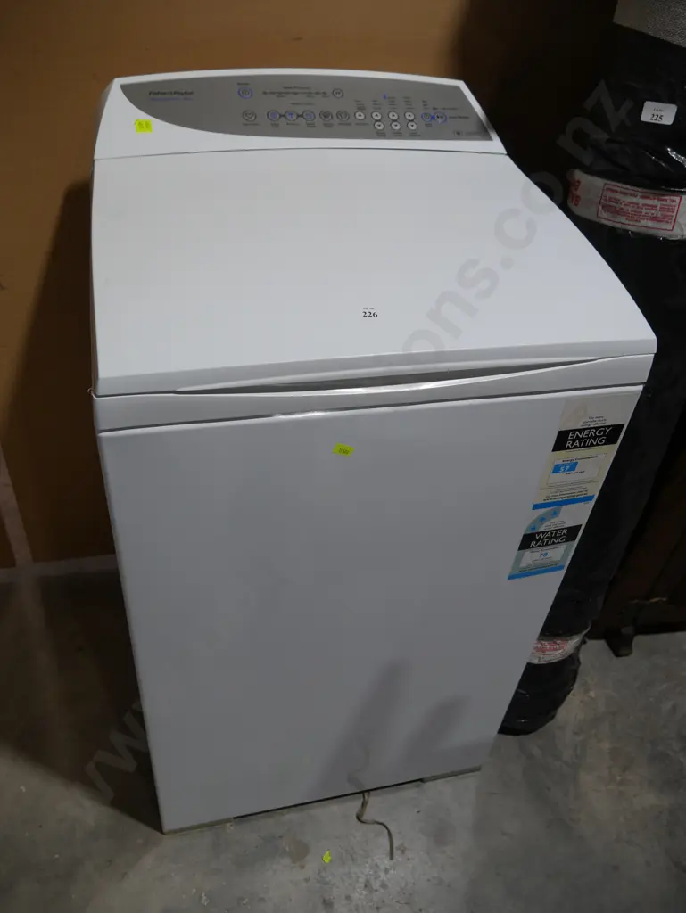 Fisher & Paykel washing machine Image 1++