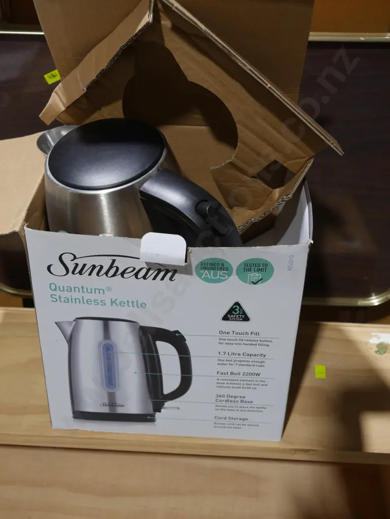 Sunbeam kettle Image 1++