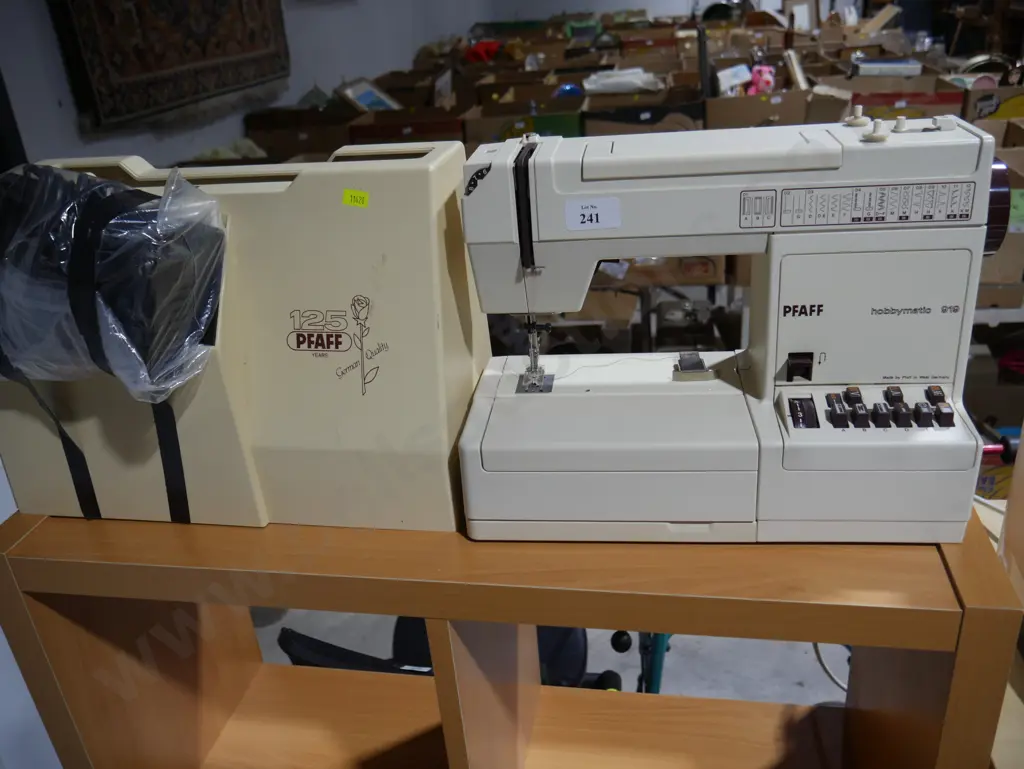Pfaff sewing machine Image 1++