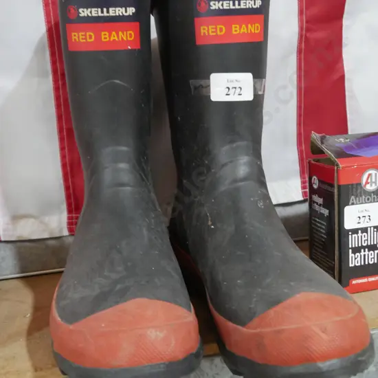 Pair of gumboots