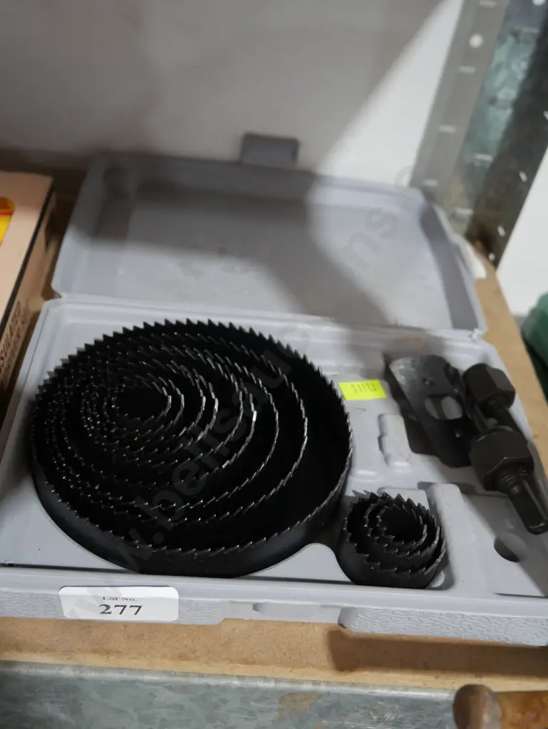 Hole saw set Image 1++