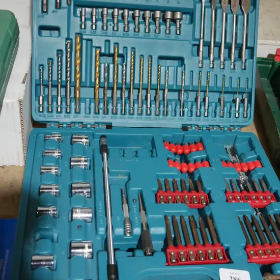 Makita drill bit / socket set