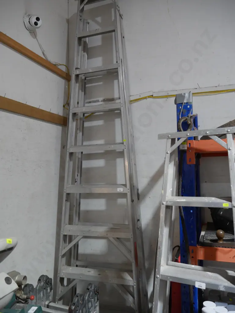 Large aluminium A frame ladder Image 1++