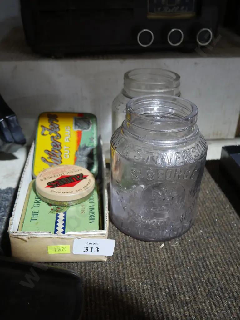Dunedin preserving jars and tins Image 1++