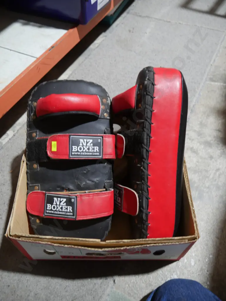 Boxing pads Image 1++
