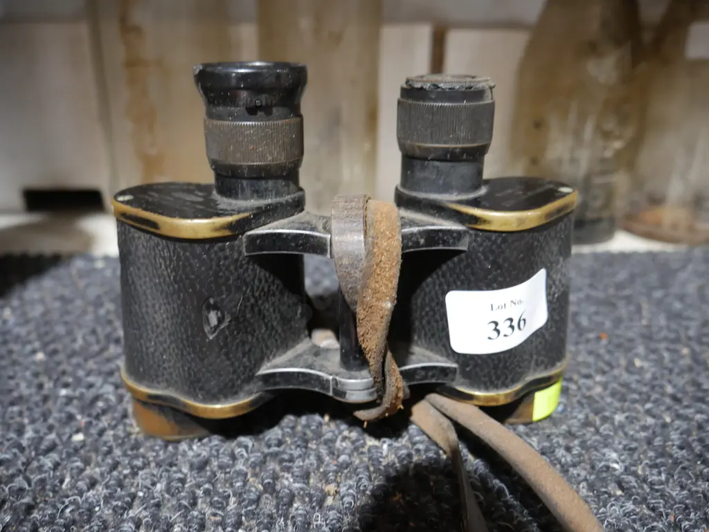 Binoculars Image 1++