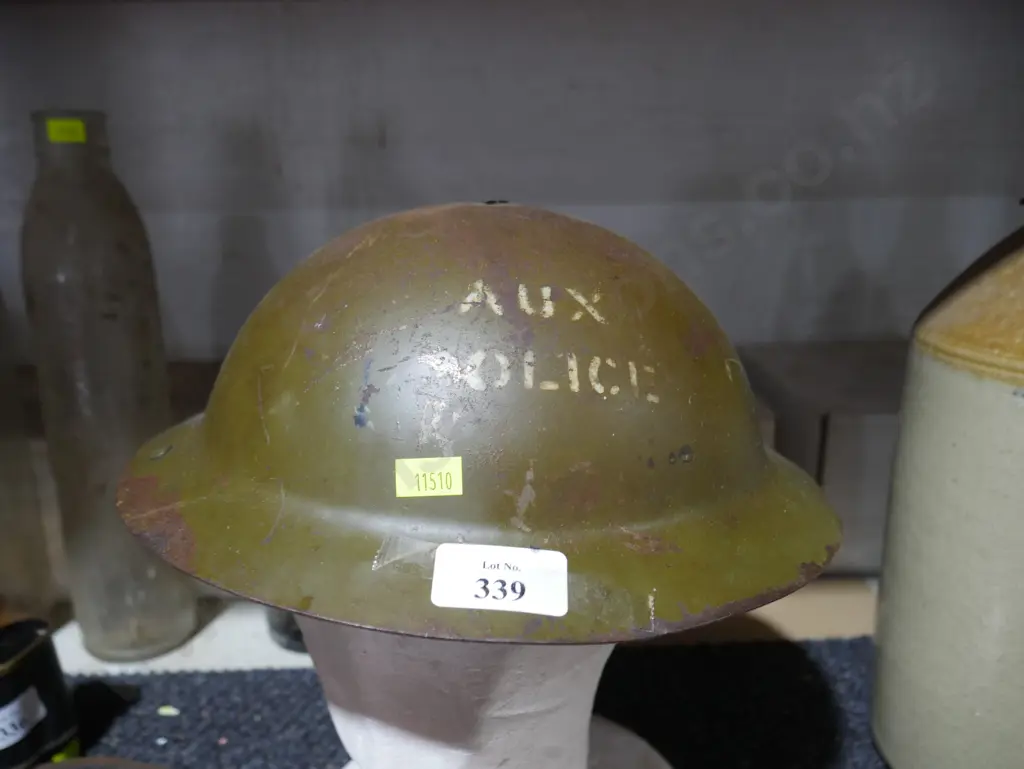Police helmet Image 1++