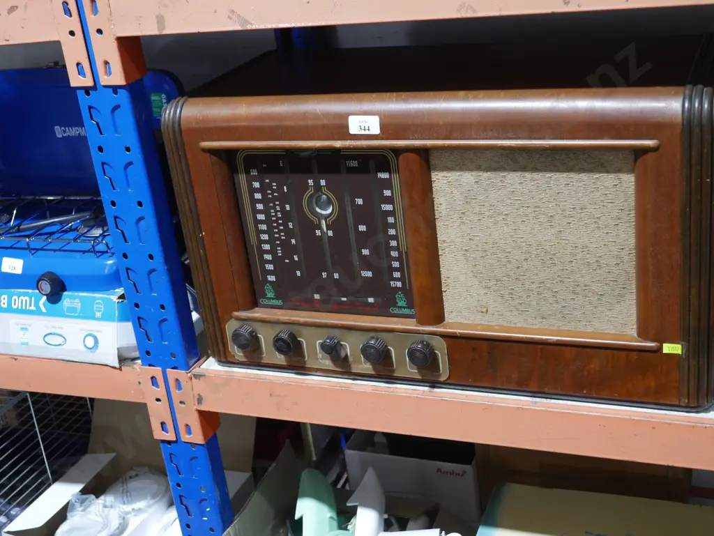 Columbus valve radio Image 1++