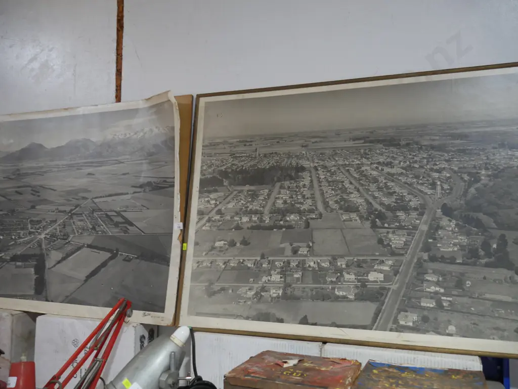 2 Whites Aviation photographs - Methven and Hastings? Image 1++