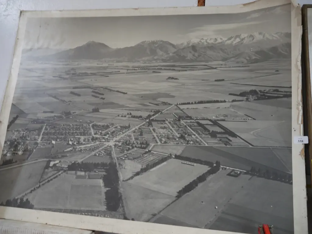 2 Whites Aviation photographs - Methven and Hastings? Image 1++