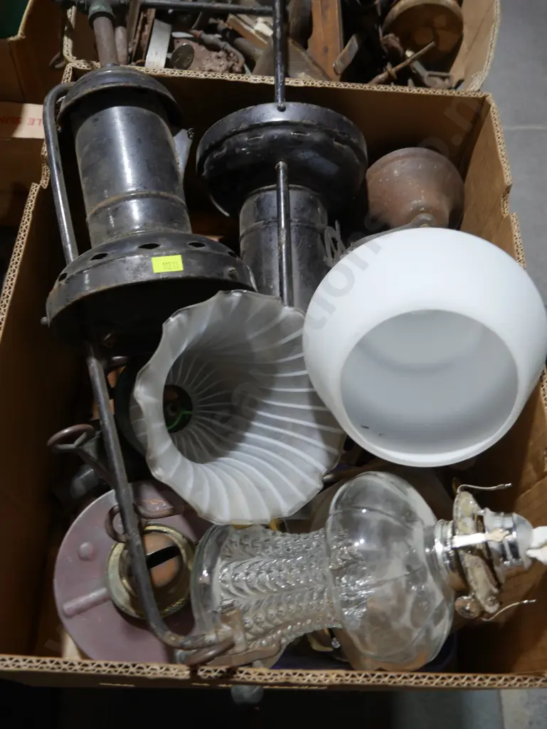 Light shades, lantern parts etc Image 1++