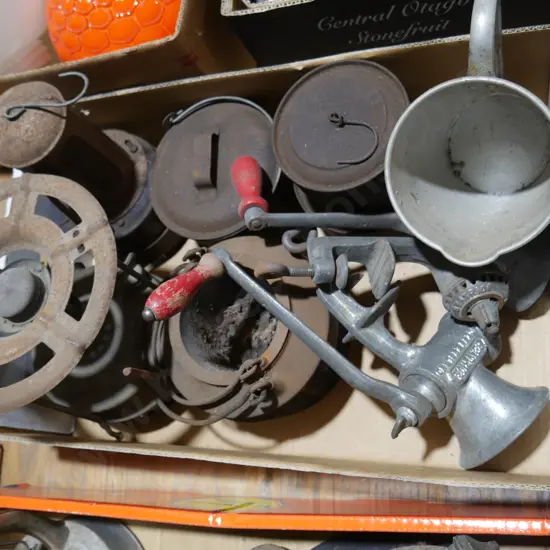 Glue pot, cooker etc