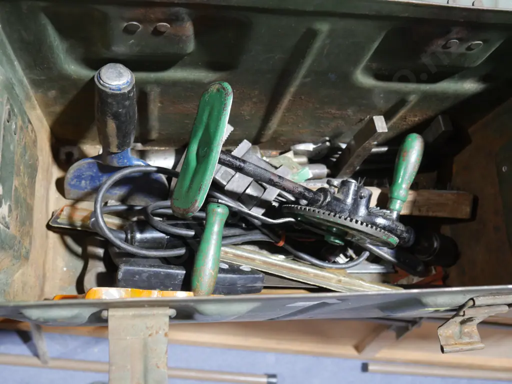 Large ammo box and contents Image 1++