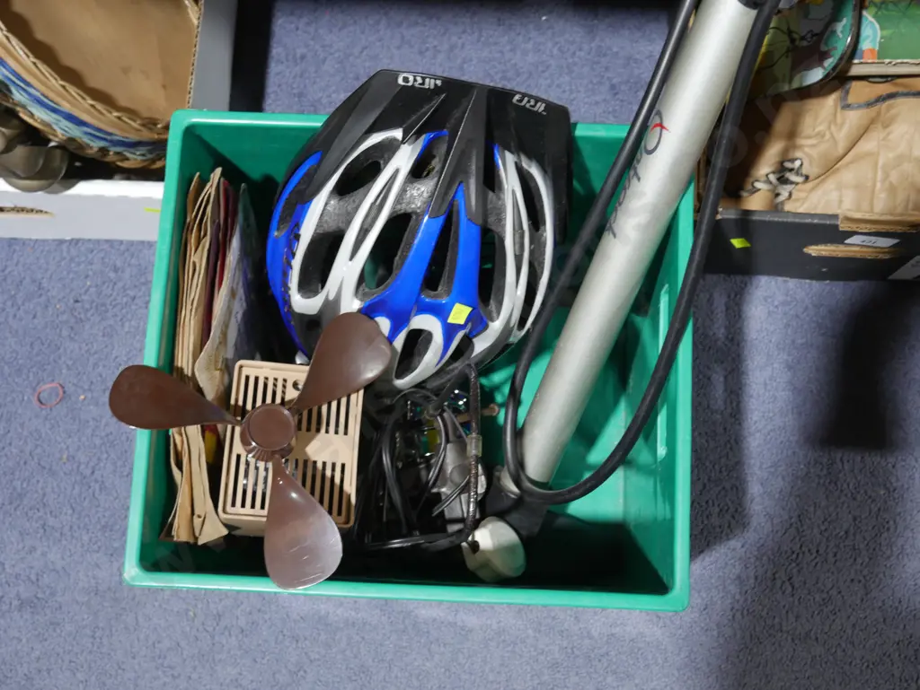Bike helmet and pump etc Image 1++