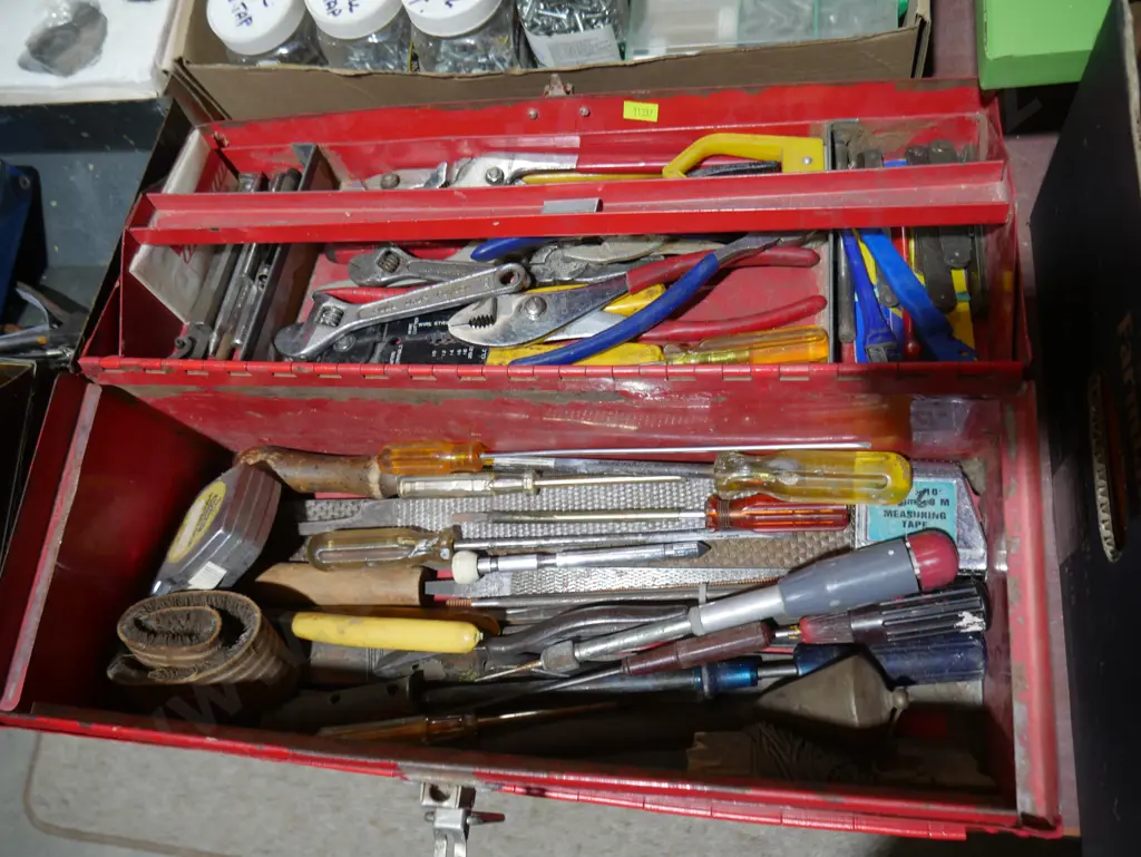 Toolbox and contents Image 1++
