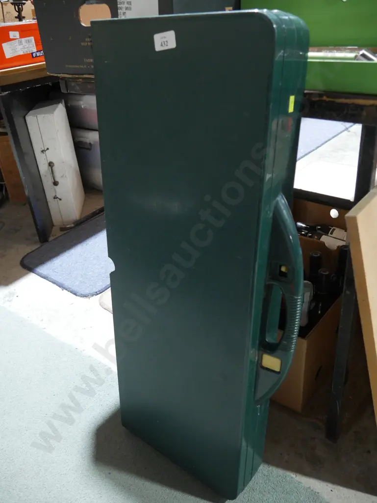 Fold up picnic table Image 1++