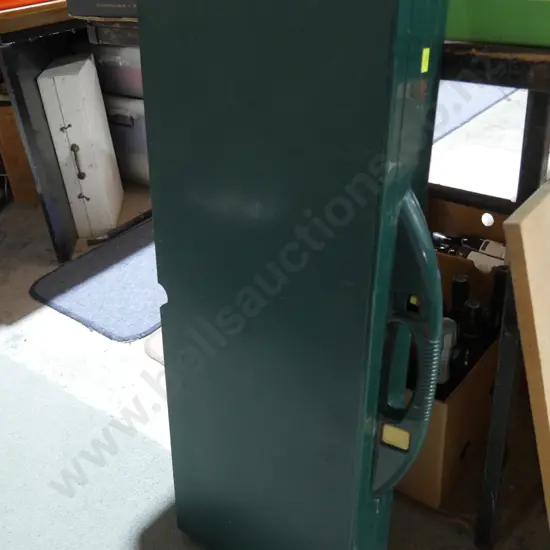 Fold up picnic table