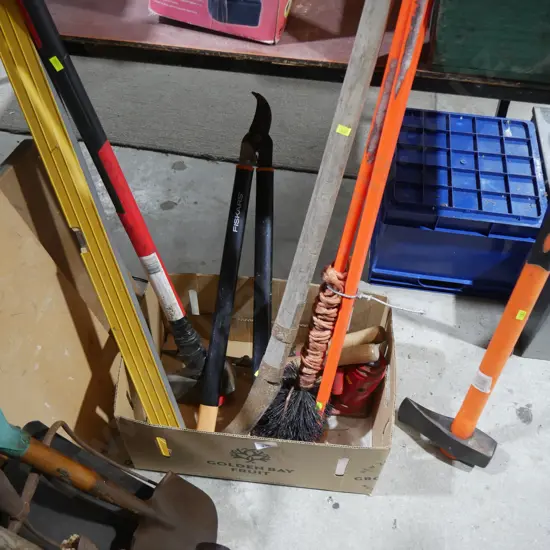 Log splitter, garden tools, chimney brush etc