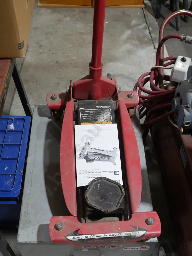 Trolley jack Image 1++