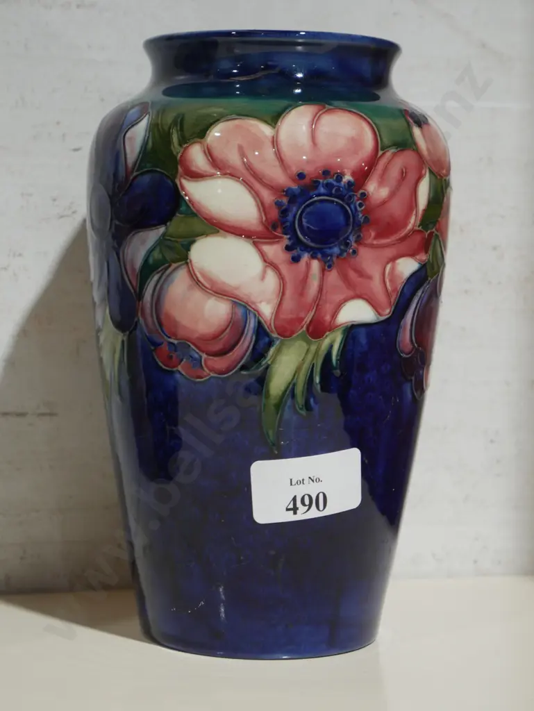 Morecroft vase Image 1++