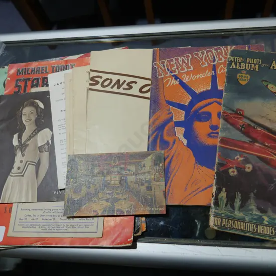 Souvenir show books etc