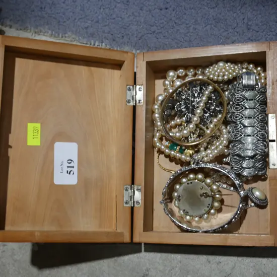 Costume jewellery in box