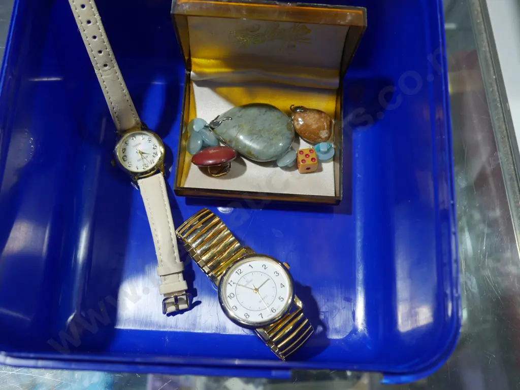 2 wristwatches and gemstones Image 1++