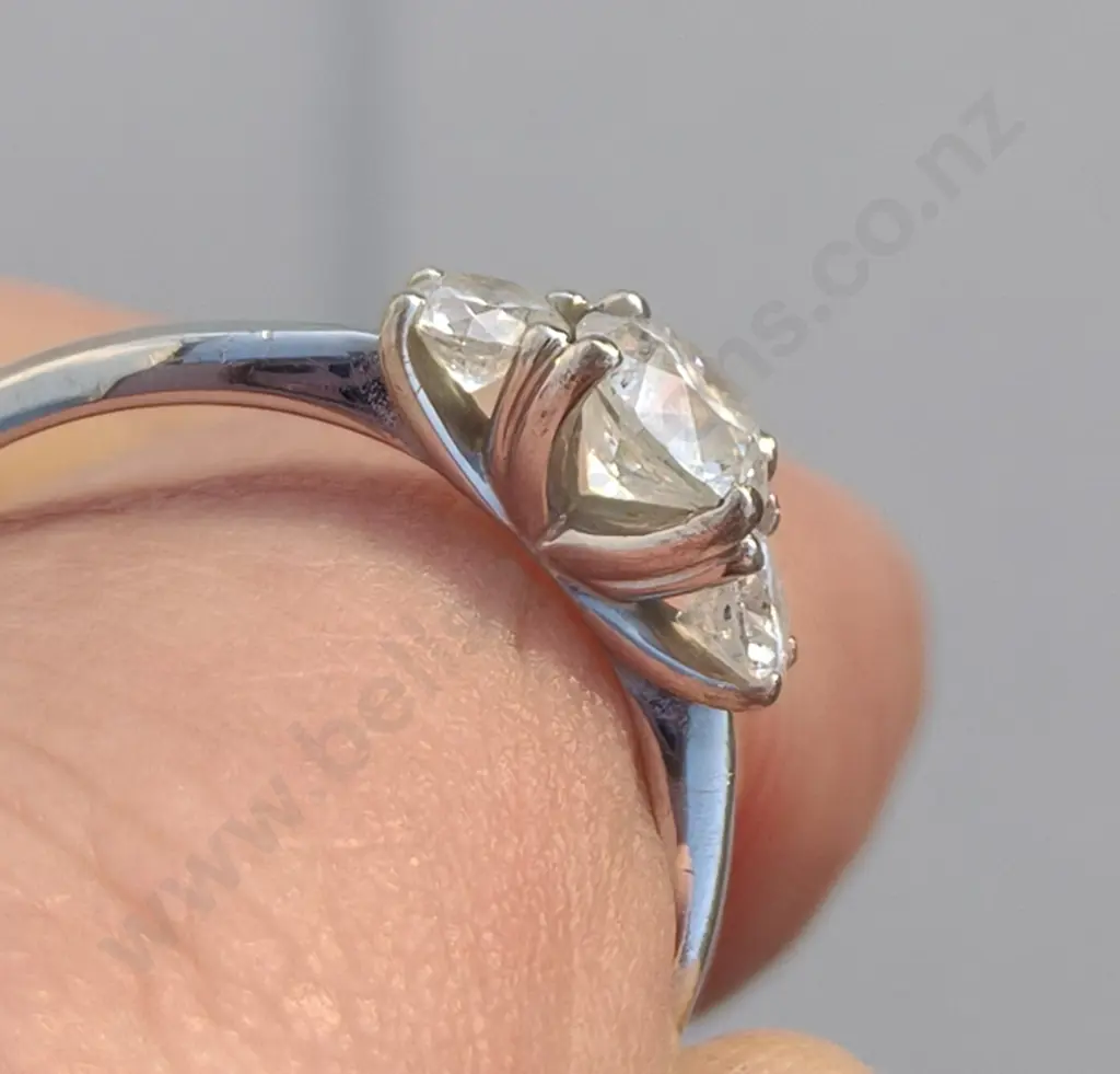 Michael Hill 14ct WG 3 stone ring - retail $6599 Image 1++