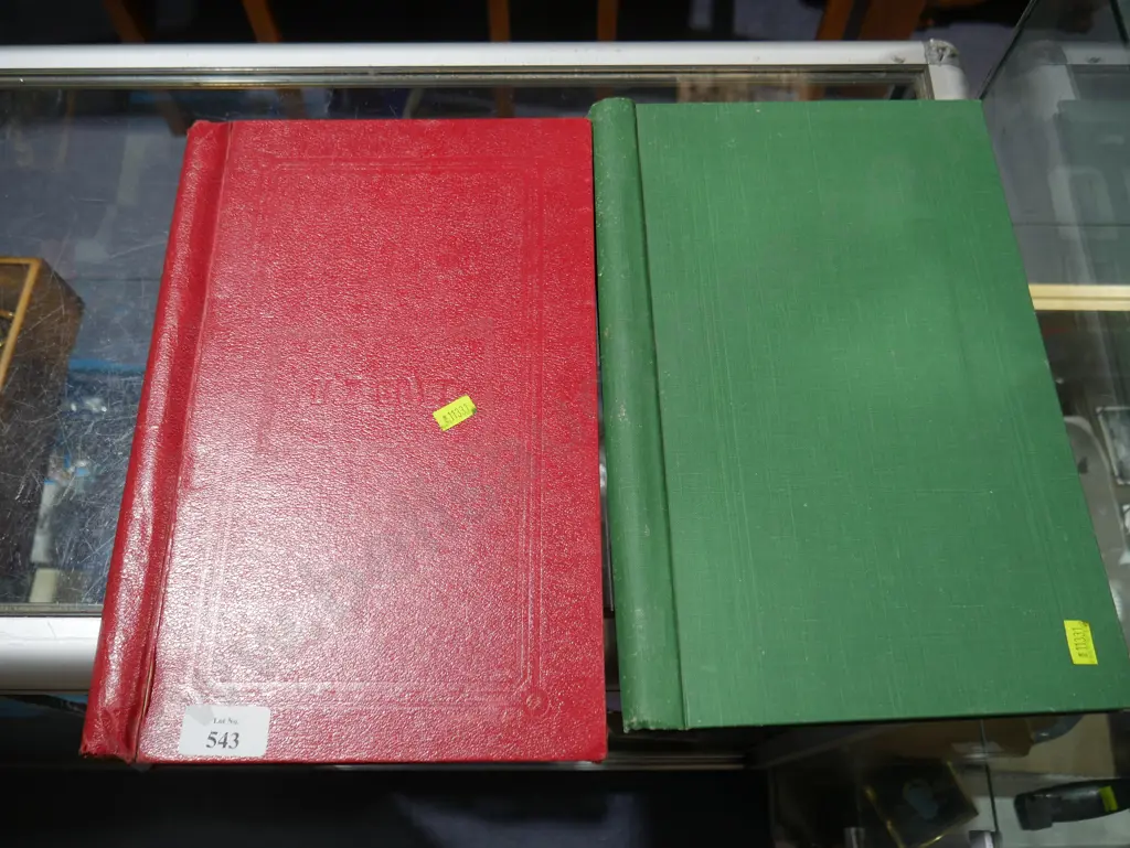 2 stamp albums Image 1++