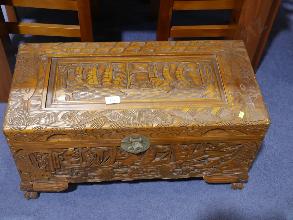 Camphor chest Image 1++