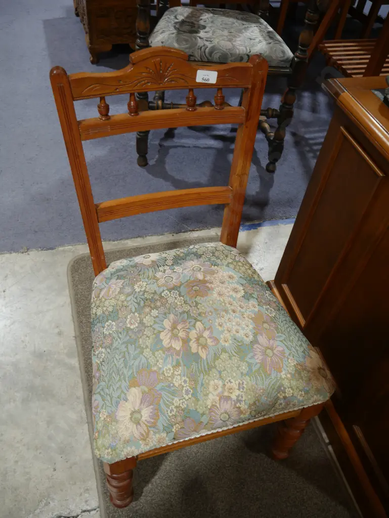 Dining chair Image 1++