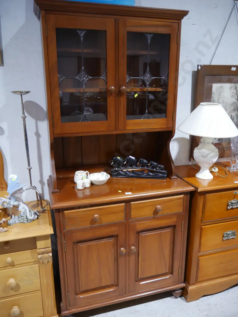 Hutch dresser Image 1++